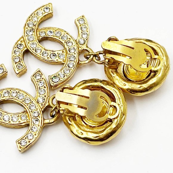 Chanel Vintage Gold Plated Round Texture CC Crystal Dangle Clip on Earrings - Picture 5 of 5